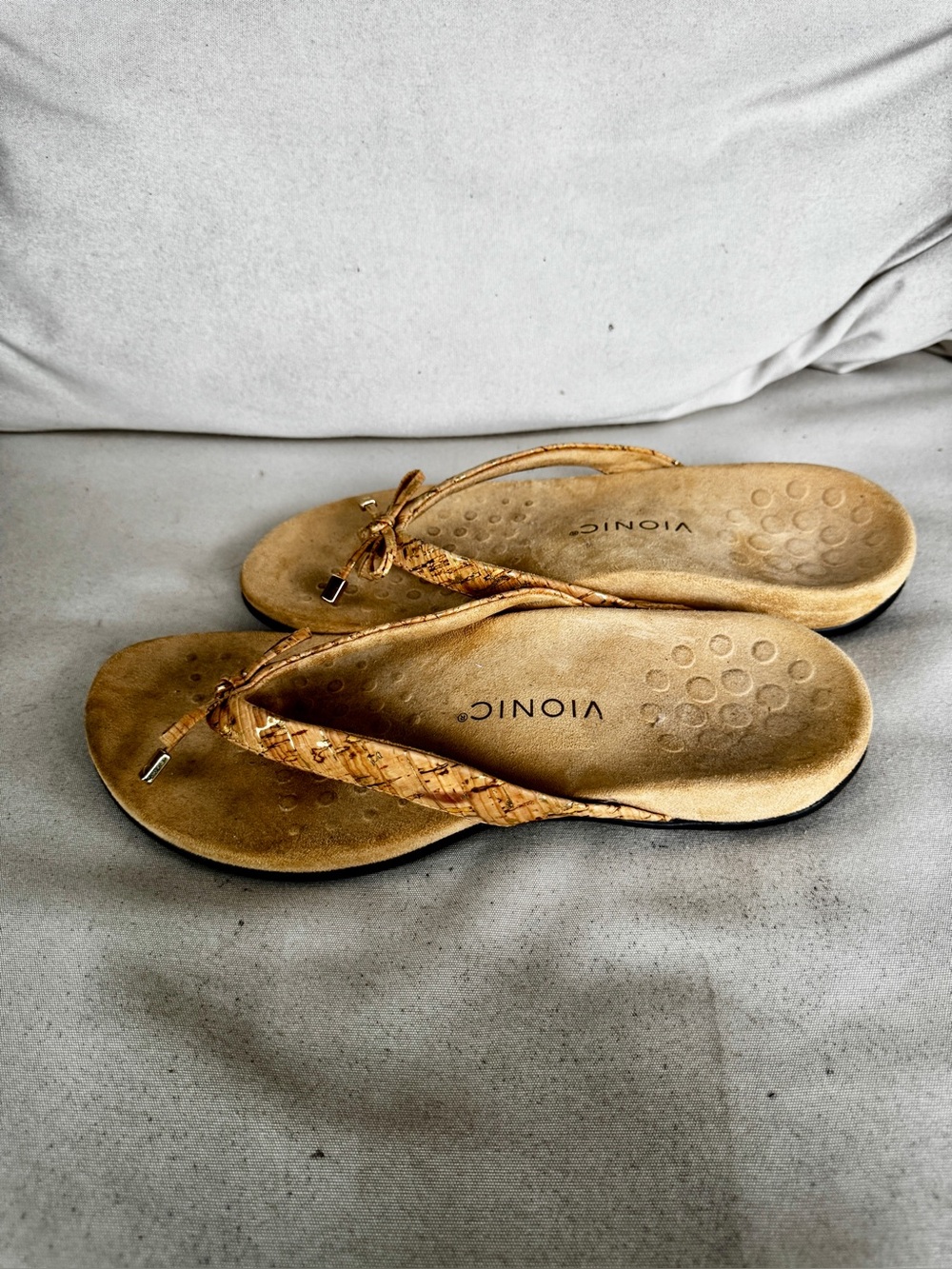 Vionic Bella Cork Bow Thong Sandals - Size 10